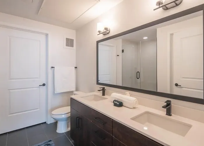 Apartamento Stylish 1bd - Pool, Gym, Parking, W-d - Sleeps 4