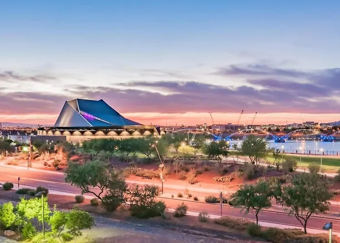 Stylish 1bd - Pool, Gym, Parking, W-d - Sleeps 4 Apartamento Tempe
