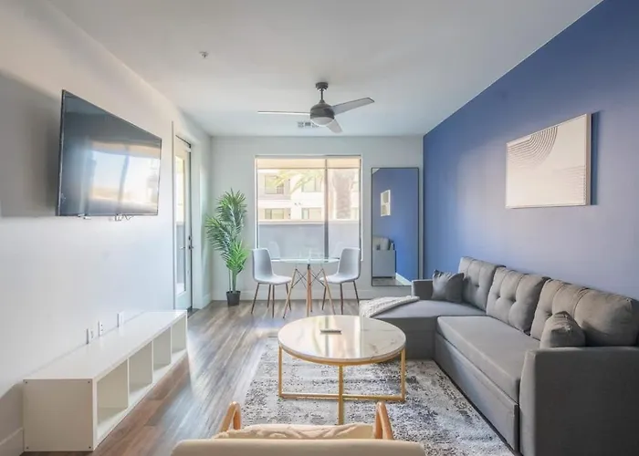 Stylish 1bd - Pool, Gym, Parking, W-d - Sleeps 4 Apartamento *